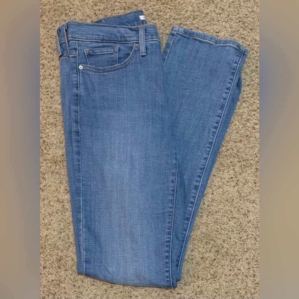 Levi’s (314) Shaping Straight Blue jeans